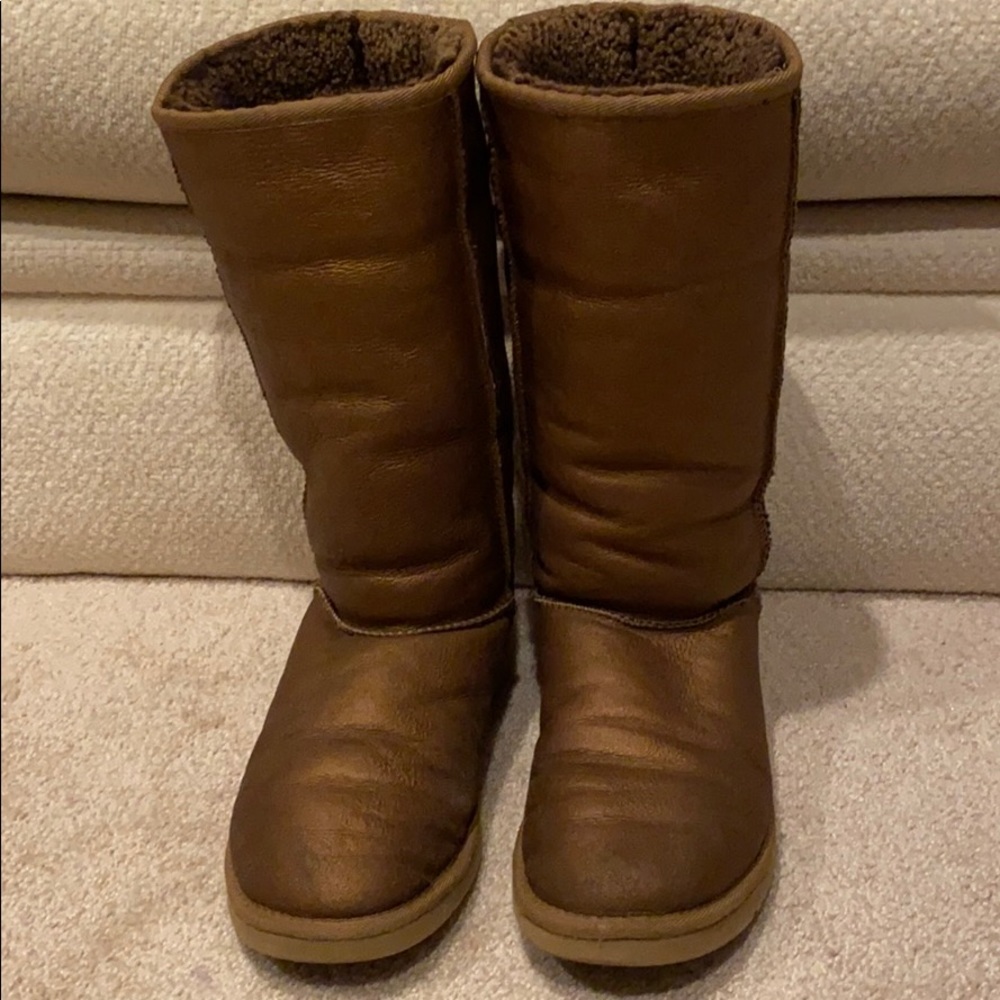 UGG tall boot size 9